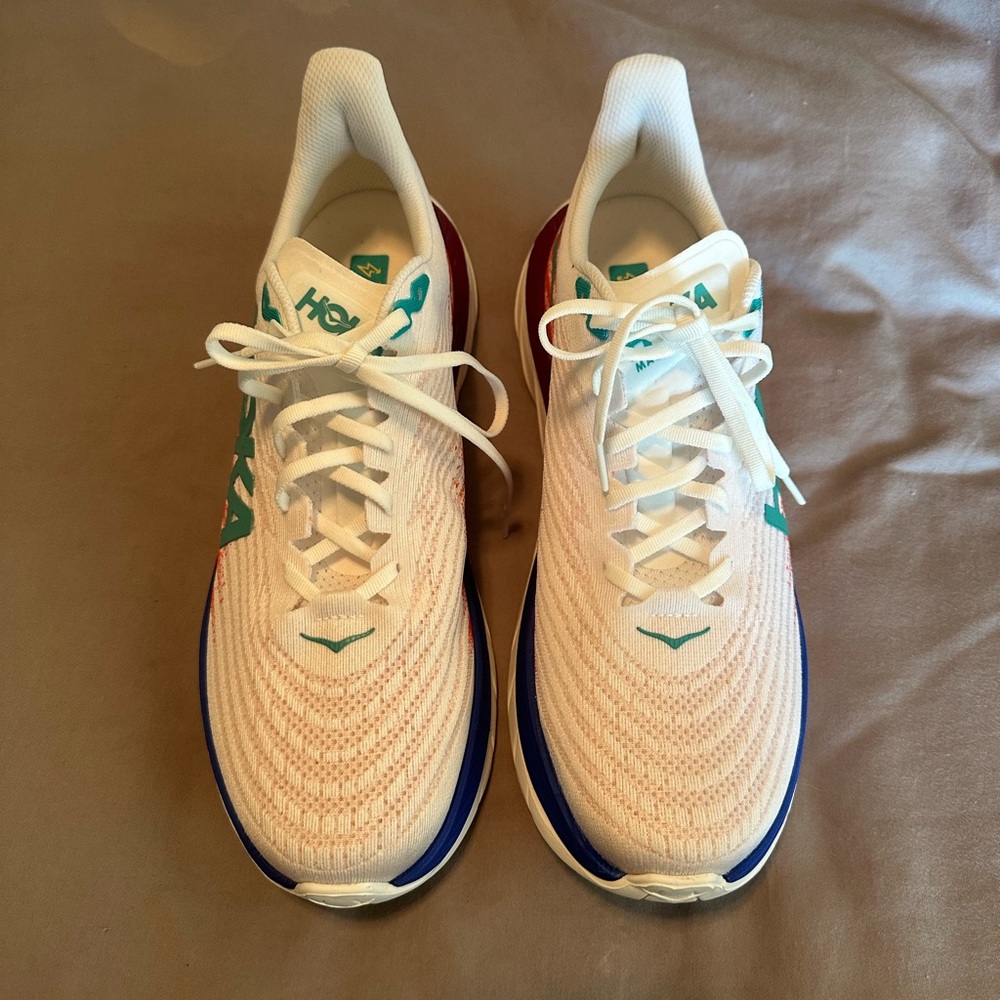 Hoka Mach 5